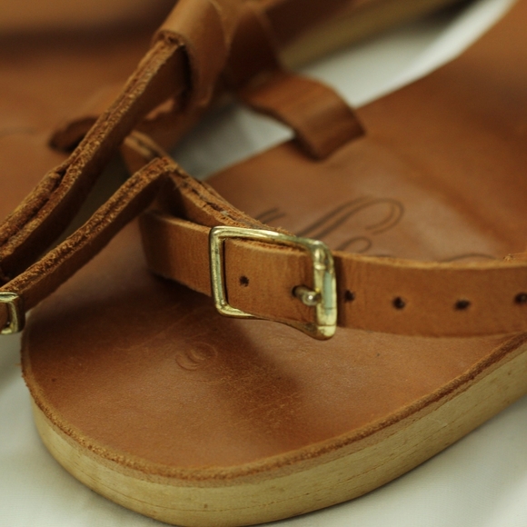 Sseko Leather T-strap Sandals - Picture 4 of 6